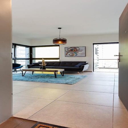 Oַ&O Group- Luxury Apt Tower Spectacular Sea View Bat Jám Kültér fotó