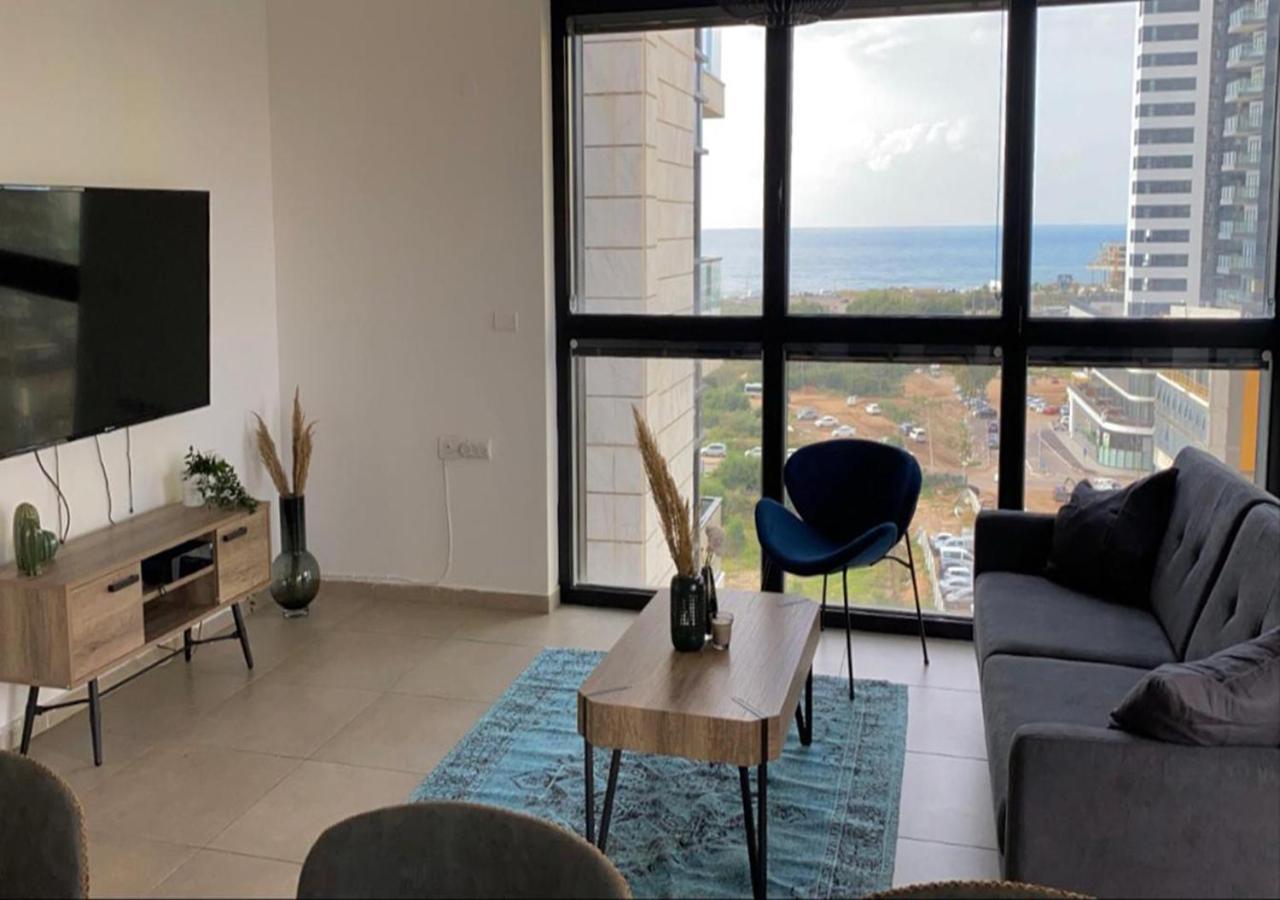 Oַ&O Group- Luxury Apt Tower Spectacular Sea View Bat Jám Kültér fotó