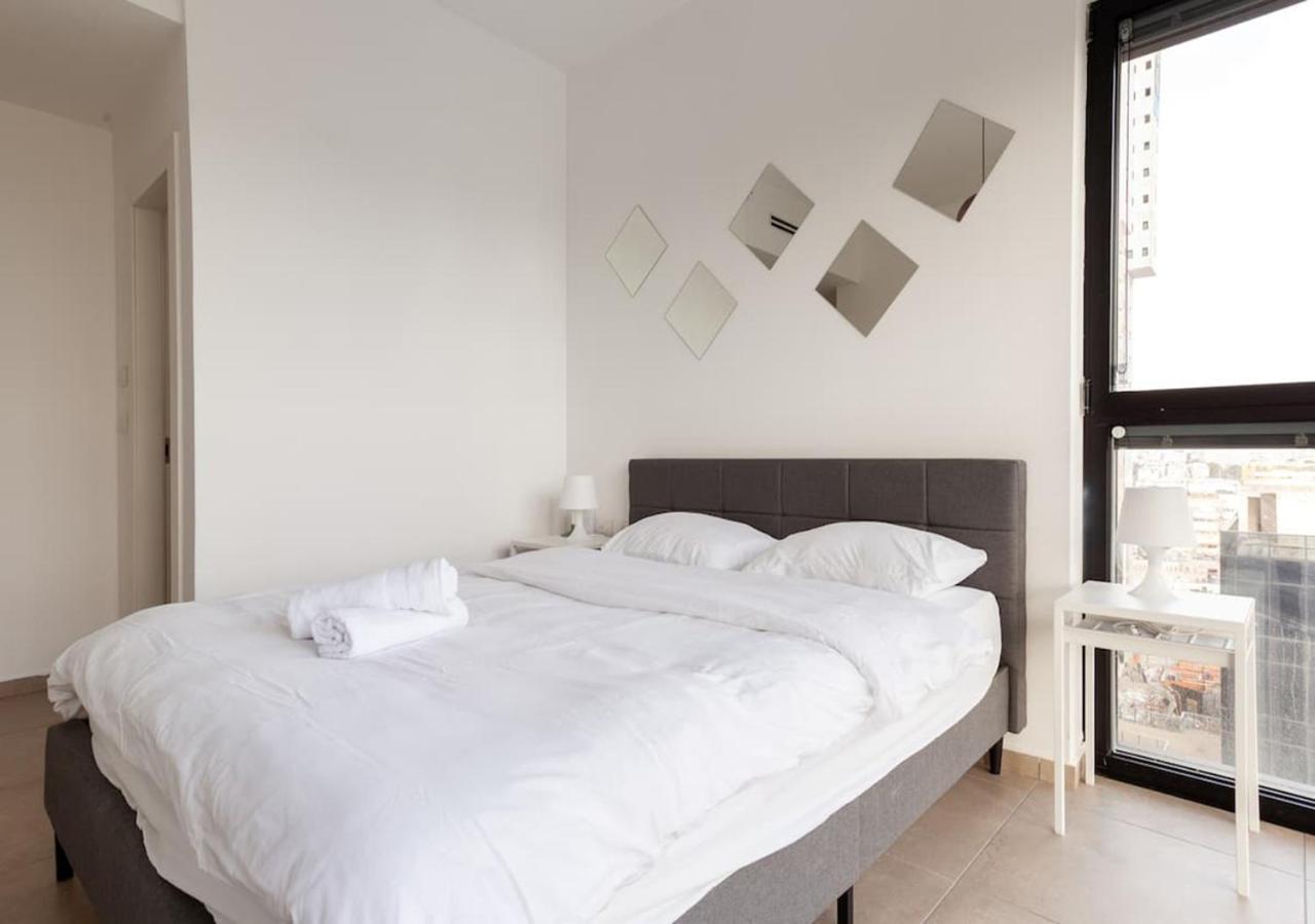 Oַ&O Group- Luxury Apt Tower Spectacular Sea View Bat Jám Kültér fotó